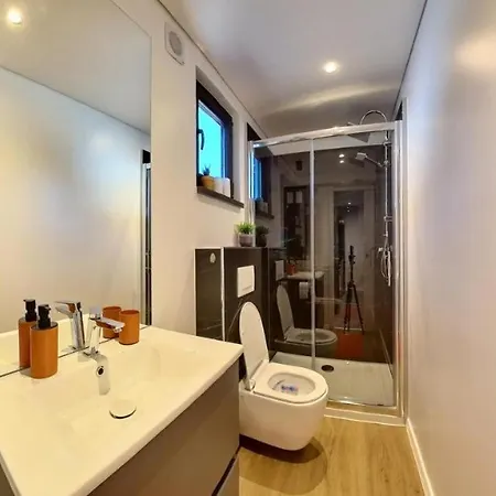 Sea View Champagne By Vellaris, Luxury Mobile مالي لوشينغْ