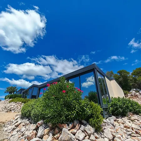 Kemp Sea View Champagne By Vellaris, Luxury Mobile *