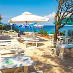 Sea View Champagne By Vellaris, Luxury Mobile אתר קמפינג